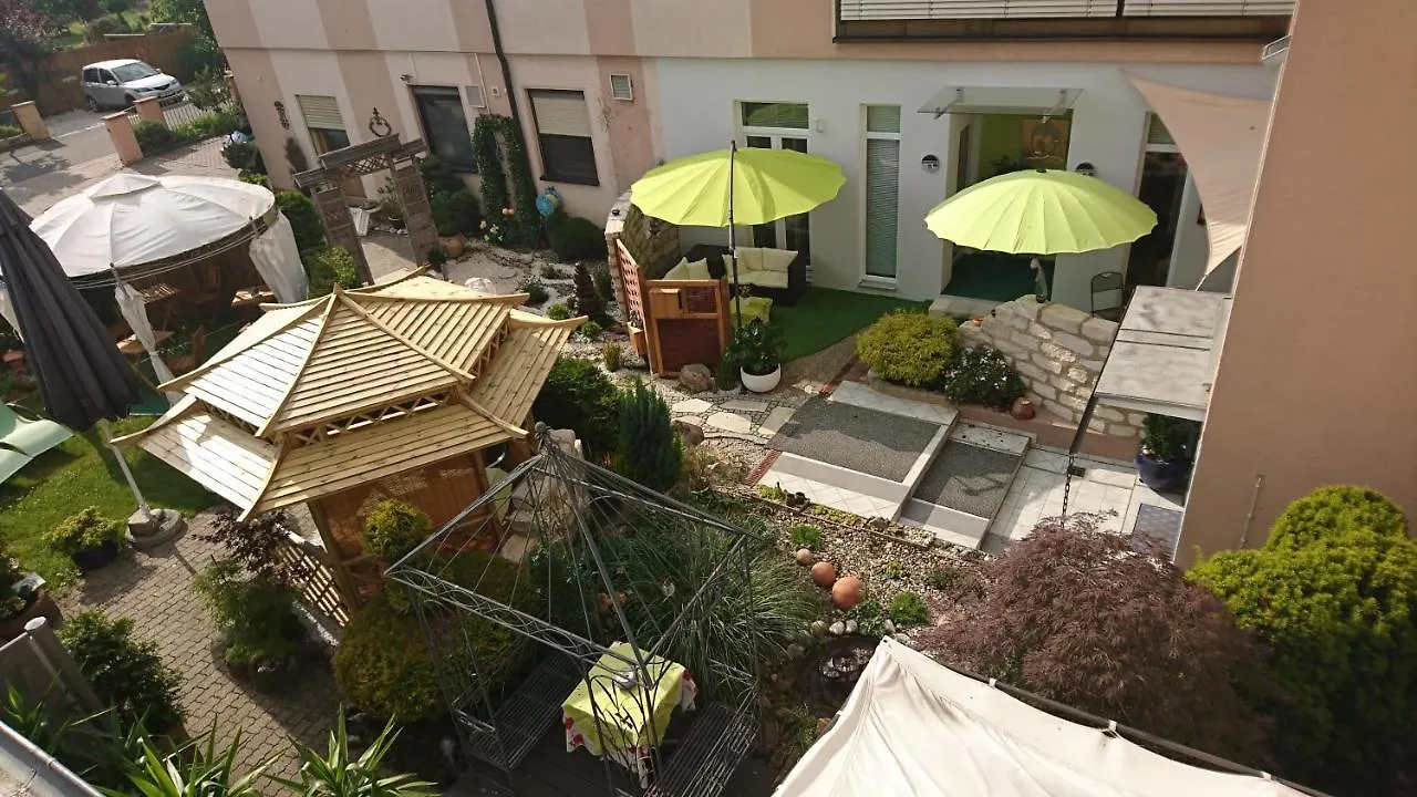 Apartmenthotel Vollumen Redwitz an der Rodach 3*,  Germany